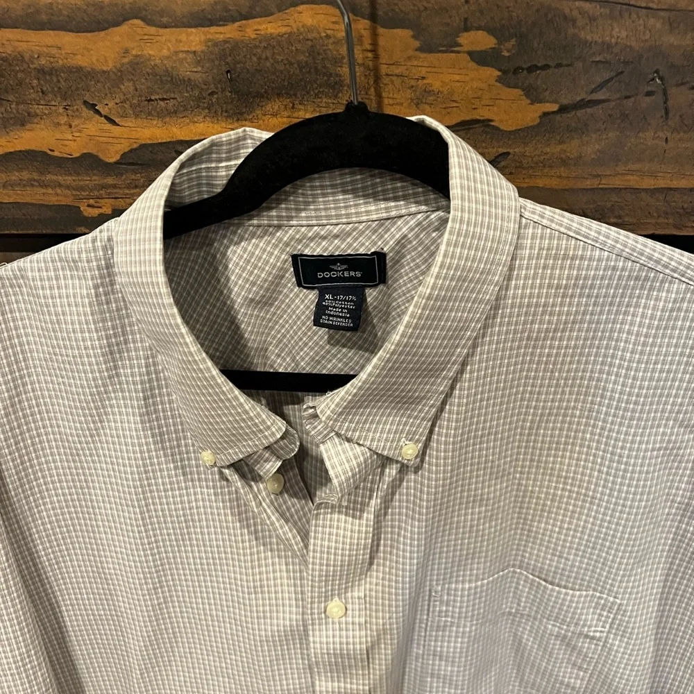 Dockers button up short sleeve shirt - Picture 4 of 4
